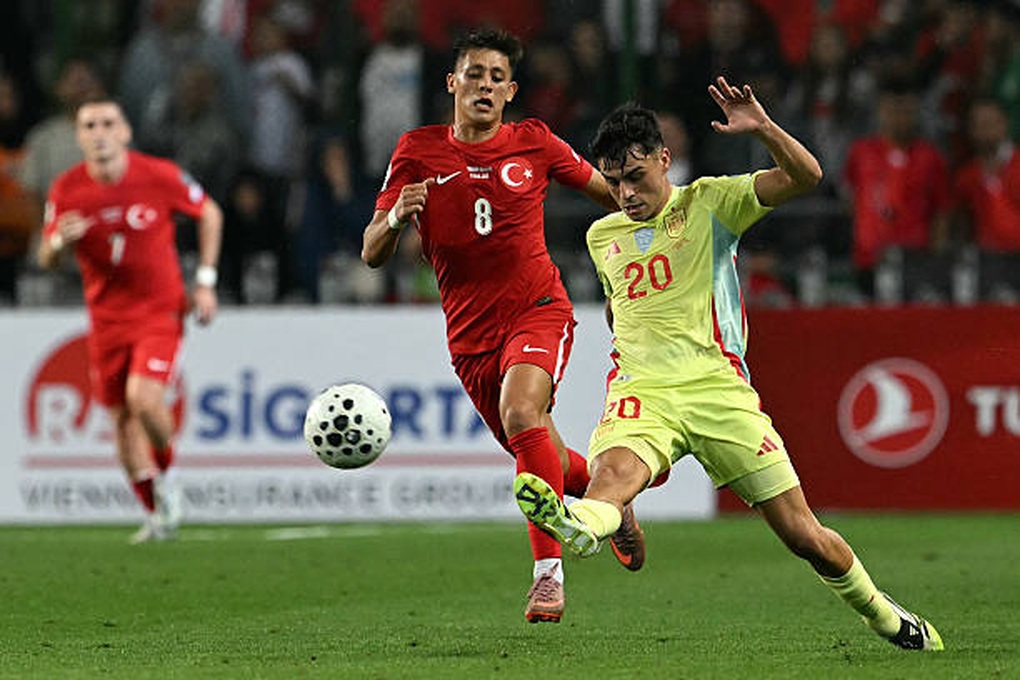 スペインは6-0で勝利し、ドイツとオランダはそれぞれ3ポイントを獲得した。