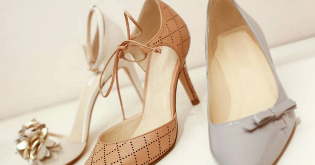 Những kiểu giày vừa đẹp vừa thoải mái với phụ nữ ở độ tuổi 30+