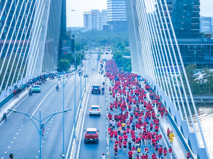 Giải Marathon quốc tế TP HCM Techcombank 2025: Bước chạy vì một Việt Nam vượt trội - Ảnh 2.