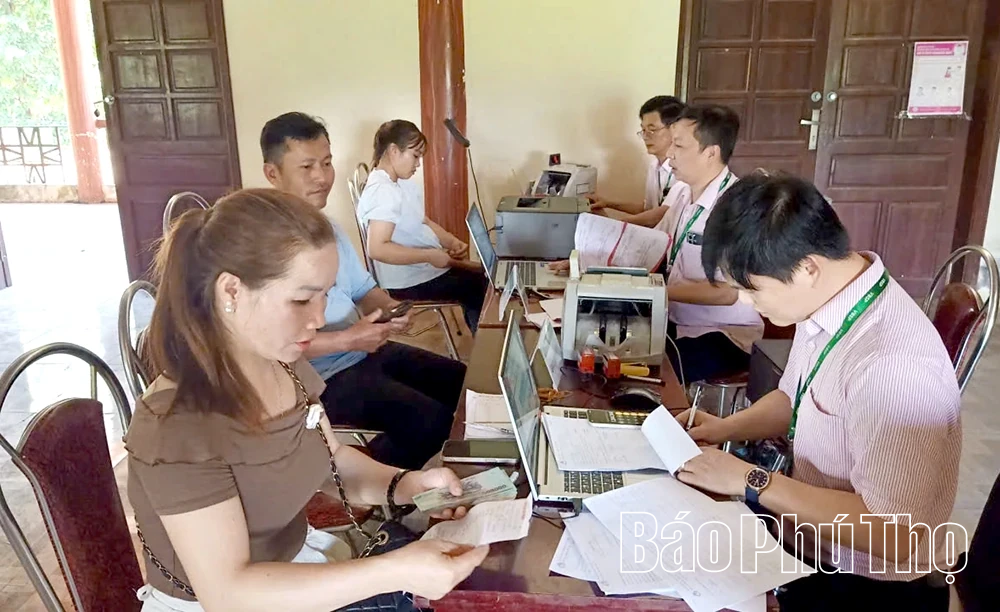 Kantor Transaksi Bank Kebijakan Sosial Cao Phong: Membuka blokir aliran modal preferensial