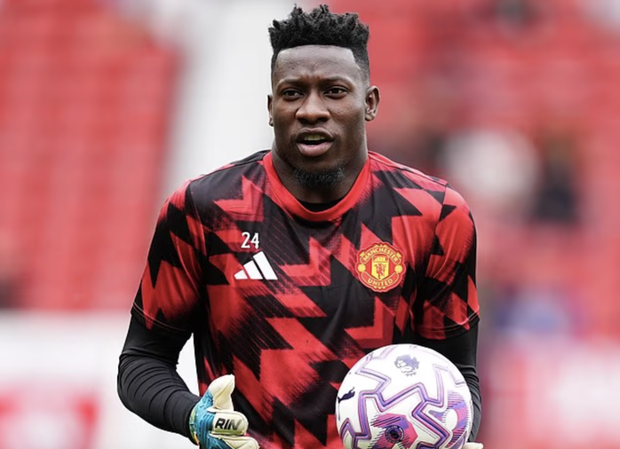 Rời Man United sang Trabzonspor, 