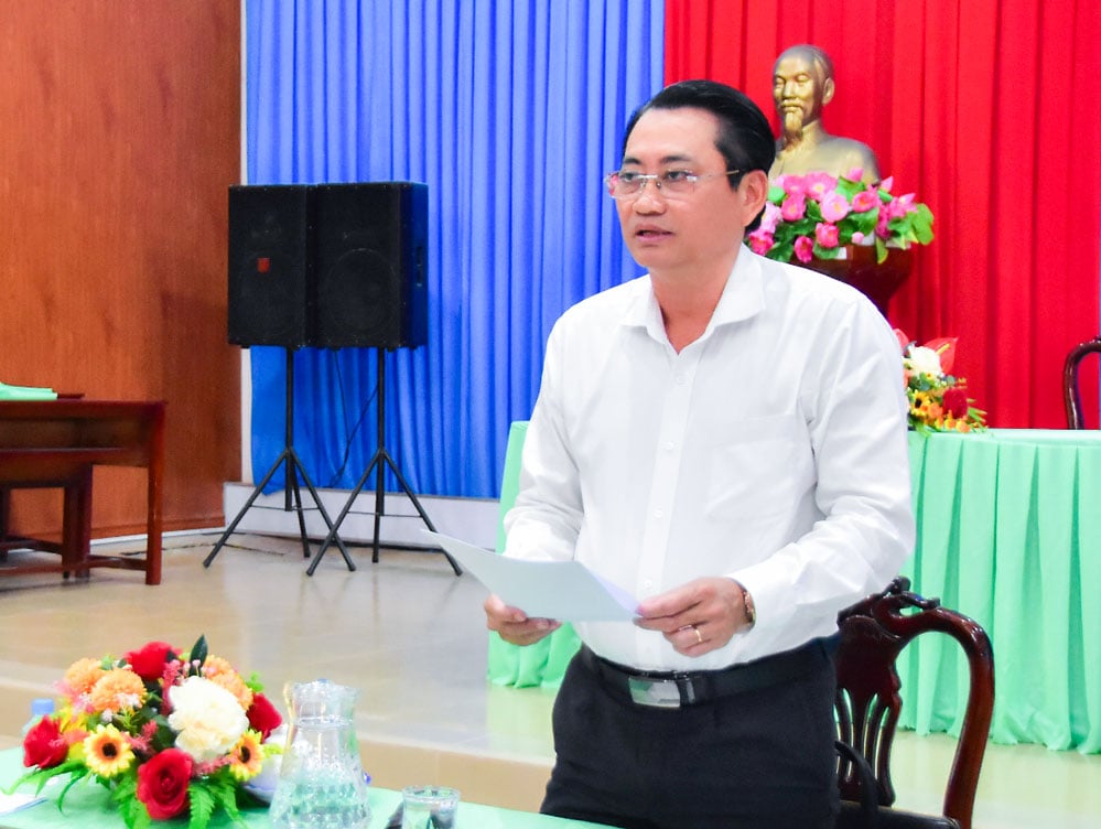 Ông Nguyễn Quỳnh Thiện- Tỉnh ủy viên, Phó Chủ tịch UBND tỉnh phát biểu chỉ đạo tại buổi làm việc.