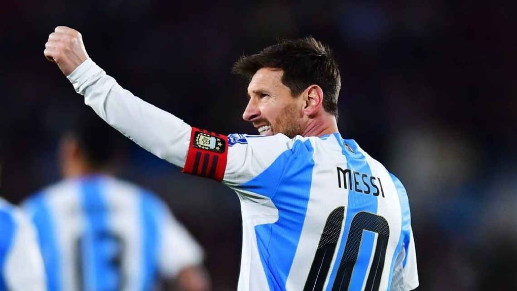 Messi úp mở khả năng dự World Cup, HLV Lionel Scaloni nói điều bất ngờ - 1