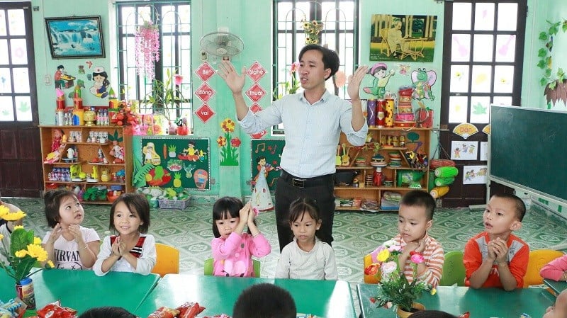 them-dong-luc-de-giao-vien-yeu-nghe-1.jpg
