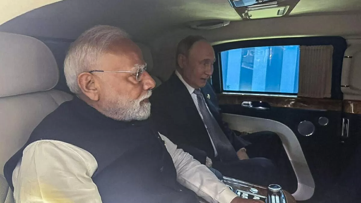 Nào mình cùng lên xe! - Ngoại giao limousine của Tổng thống Nga Putin