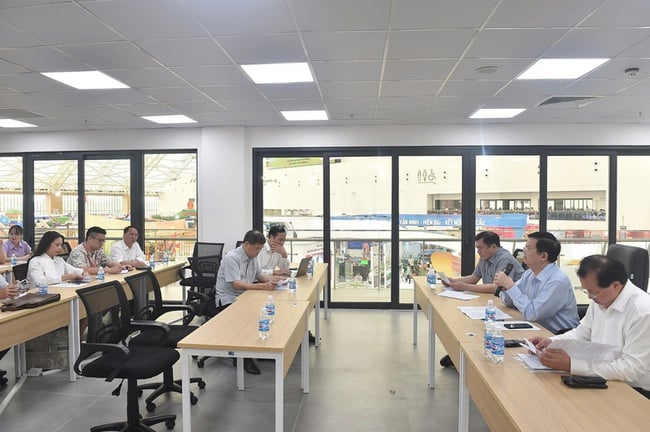 Tạo điều kiện thuận lợi nhất cho Nhân dân và du khách tham quanTriển lãm thành tựu Đất nước nhân dịp Kỷ niệm 80 năm Ngày Quốc Khánh - Ảnh 3.