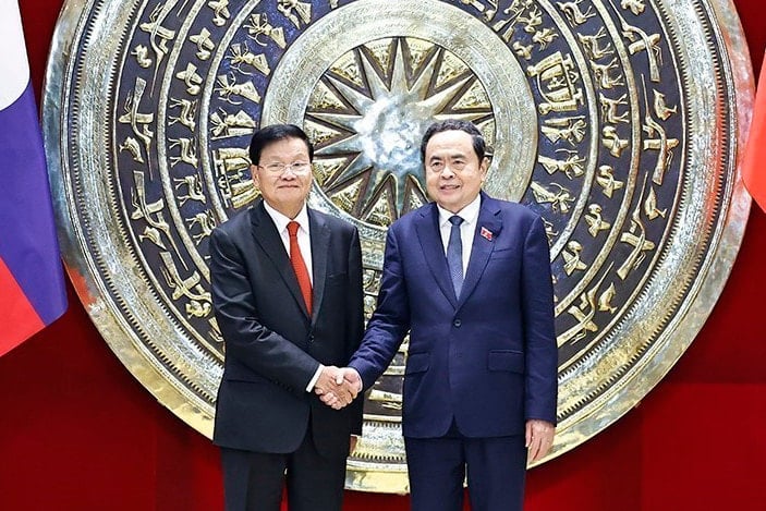 https://static-images.vnncdn.net/vps_images_publish/000001/000003/2026/1/1/vna-potal-chu-tich-quoc-hoi-tran-thanh-man-tiep-tong-bi-thu-chu-tich-nuoc-lao-thongloun-sisoulith-82515283-9-33-45-1698.jpg