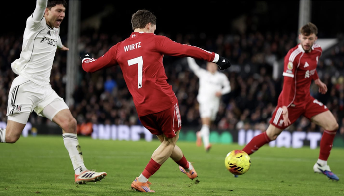 Liverpool đánh rơi chiến thắng ở phút bù giờ thứ 7 - Ảnh 3.