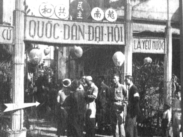 Chuẩn bị bầu cử Quốc hội khóa I tại ngõ Phất Lộc (Hà Nội)  năm 1946                                                Ảnh tư liệu