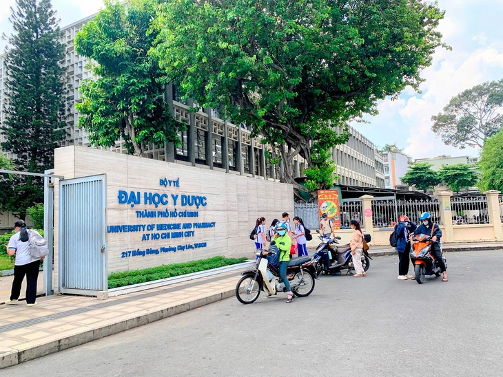 đại học - Ảnh 1.