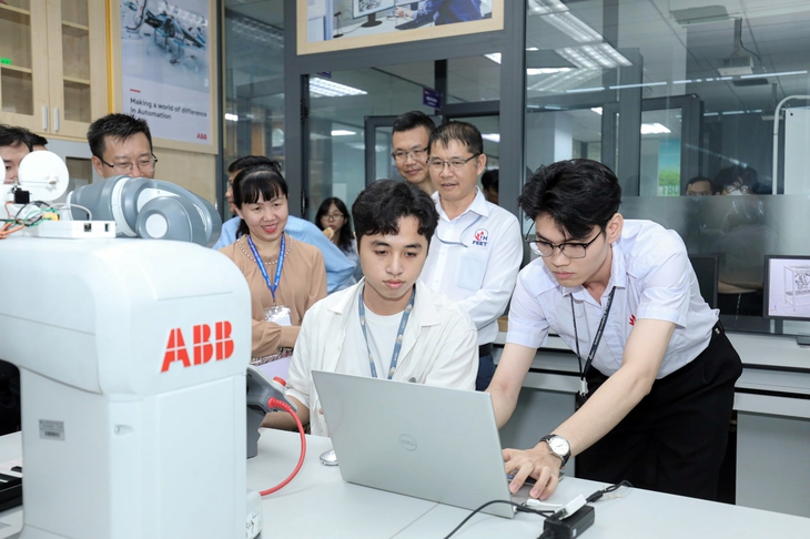 đại học - Ảnh 3.