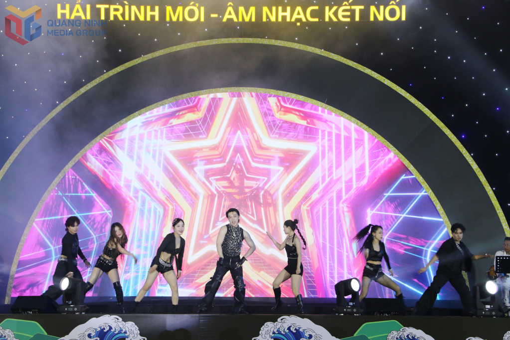 Concert-van-don-hai-trinh-moi-am-nhac-ket-noi-10.jpg