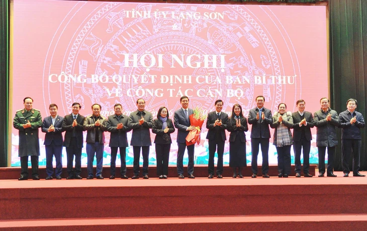 La Segreteria del Comitato Centrale del Partito nomina e assegna il Vice Segretario del Comitato Provinciale del Partito di Lang Son - Foto 2. Lạng Sơn - Ảnh 3.