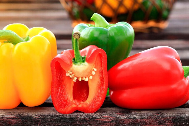 Alimentos benéficos para miopia e astigmatismo que você não deve perder - Foto 4. Thực phẩm tốt cho mắt cận thị, loạn thị mà bạn không nên bỏ qua - Ảnh 4.