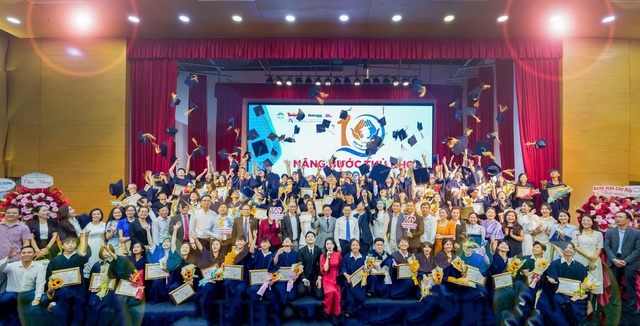 Nhiều thủ khoa đã trưởng thành, trở thành kỹ sư, bác sĩ, nhà nghiên cứu… - Ảnh 3.