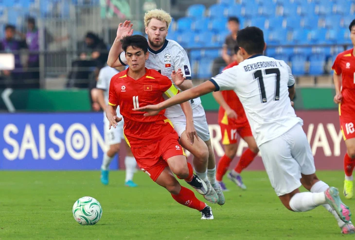 U23 - Photo 2.