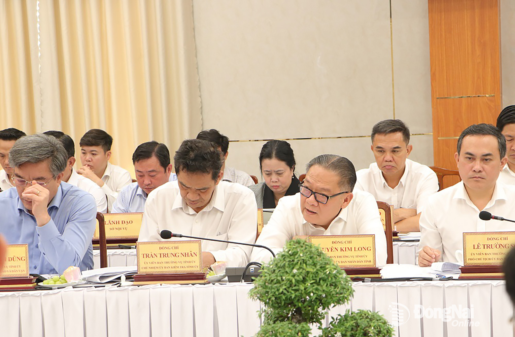 Các đại biểu tham dự buổi làm việc. Ảnh: Phạm Tùng