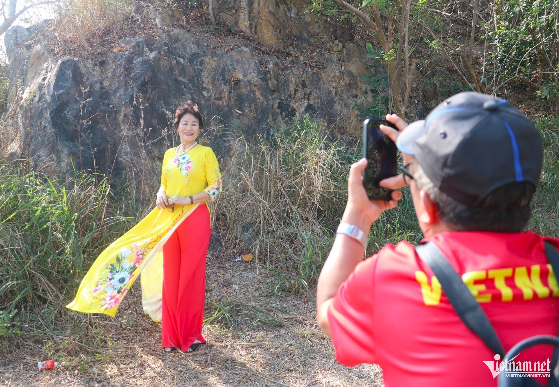 https://static-images.vnncdn.net/vps_images_publish/000001/000003/2026/1/10/w-hoa-do-mai-anh-dao-o-vung-tau7jpg-2730.jpg