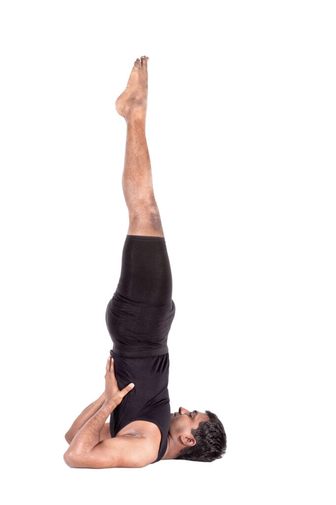 6 tư thế yoga đơn giản kích thích mọc tóc hiệu quả - Ảnh 5.