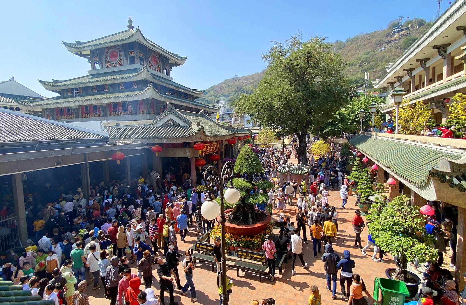 زیباییهای کوه سام