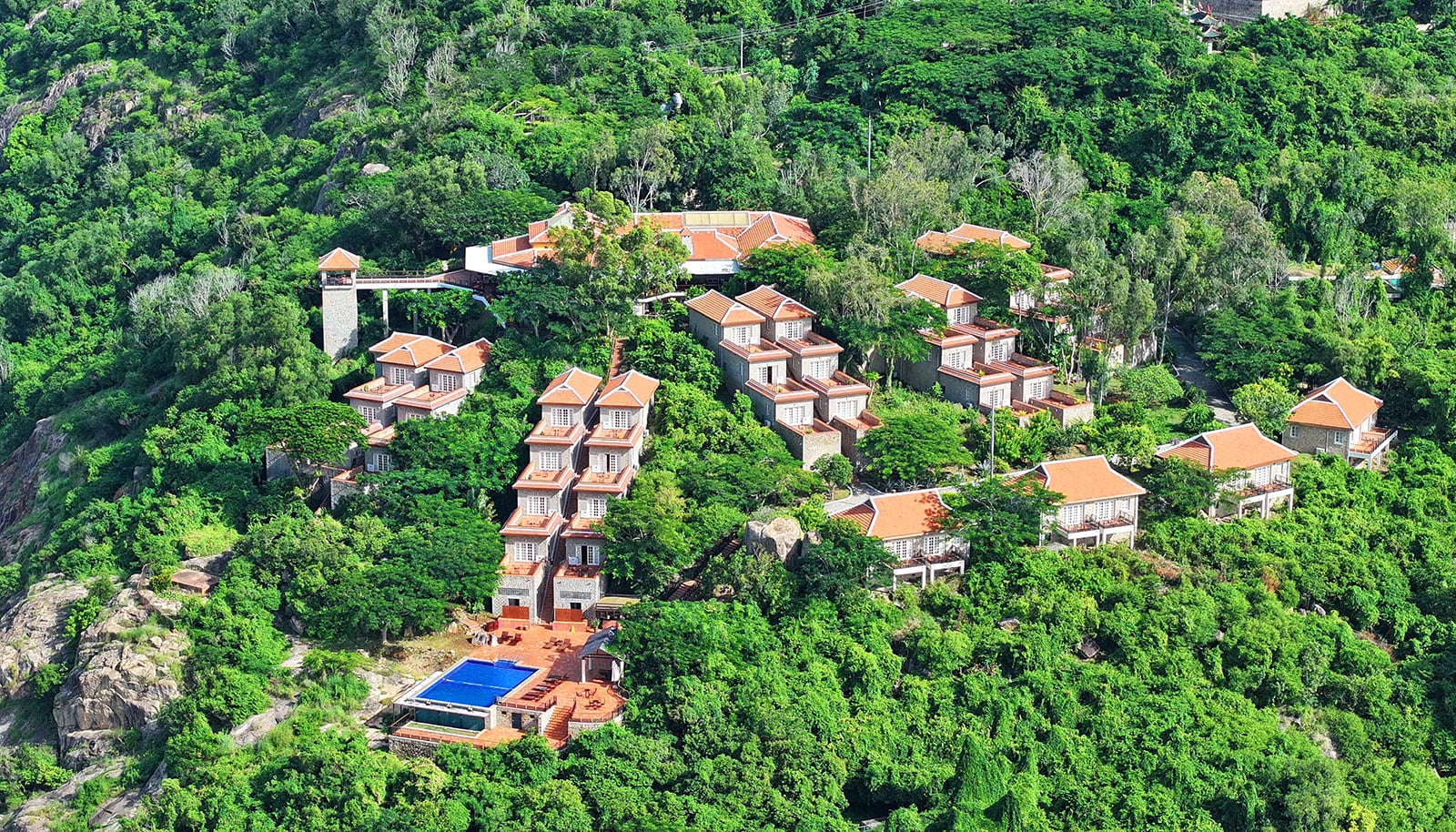 زیباییهای کوه سام