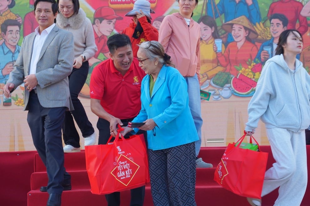 SABECO celebrates Vietnamese culture through the campaign “Sharing the Flavor of Vietnamese Tet - Connecting All Regions” - 3