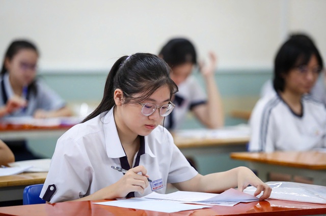 Tuyển sinh ĐH thay đổi: Trường phổ thông phải dạy thật, học thật - Ảnh 1.