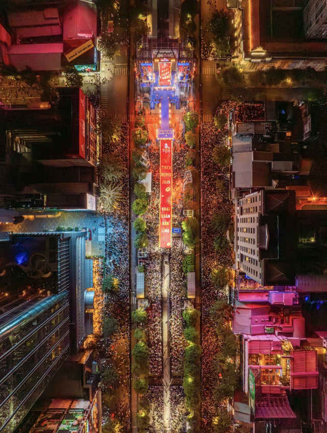 Die Silvesterveranstaltung 2026 in Ho-Chi-Minh-Stadt stellte unerwartet zwei vietnamesische Rekorde auf – Foto 2.