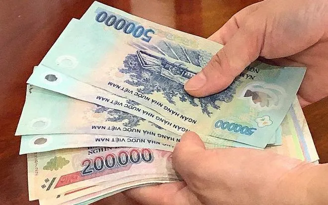 Việc xếp lương căn cứ vào thời gian công tác phù hợp với yêu cầu về trình độ chuyên môn, nghiệp vụ của vị trí việc làm