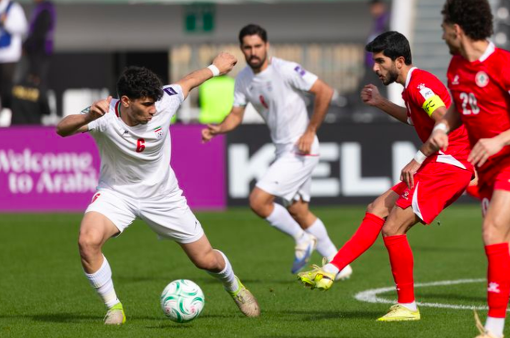 Après sa défaite face à l'Ouzbékistan, la Corée du Sud U23 a eu la chance de se qualifier pour les quarts de finale asiatiques, tandis que l'Iran U23 a été éliminé.