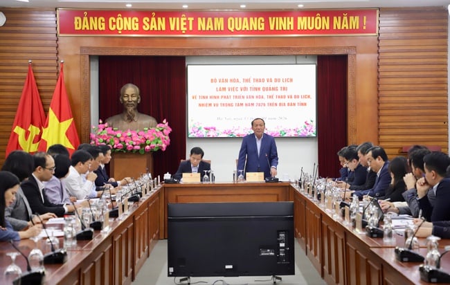 Bộ trưởng Nguyễn Văn Hùng làm việc với tỉnh Quảng Trị về tình hình phát triển văn hóa, thể thao và du lịch trên địa bàn tỉnh - Ảnh 7.