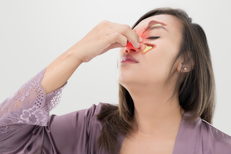 Cách dùng lá lốt giảm triệu chứng viêm xoang hiệu quả- Ảnh 1.