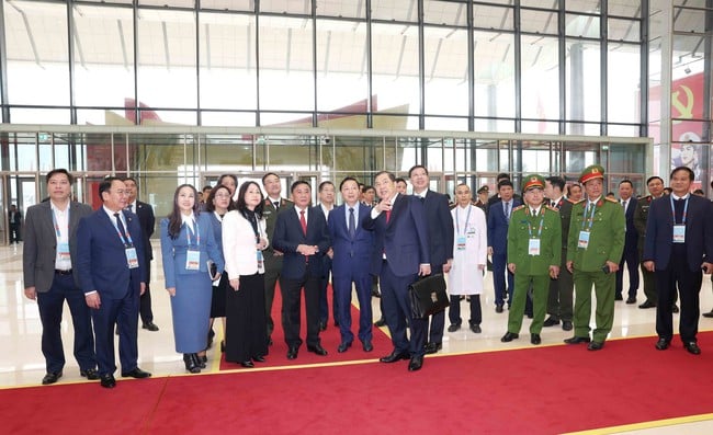 第14回党大会に向けた組織活動の総リハーサル - 写真3。 Tổng duyệt công tác tổ chức phục vụ Đại hội đại biểu toàn quốc lần thứ XIV của Đảng - Ảnh 3.