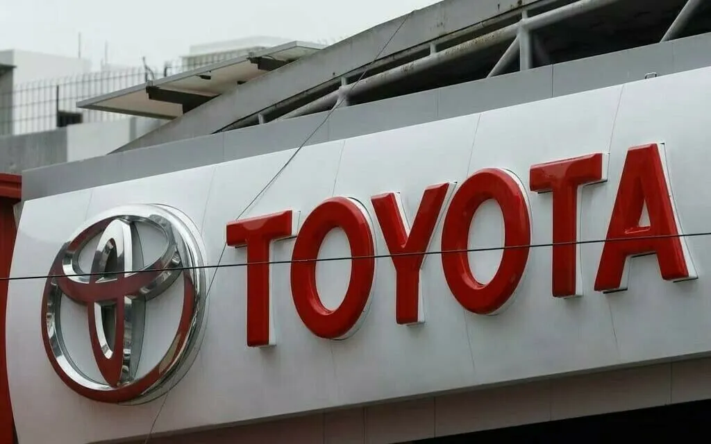 Le auto Toyota continuano a essere le più vendute al mondo. Xe Toyota tiếp tục bán chạy nhất thế giới