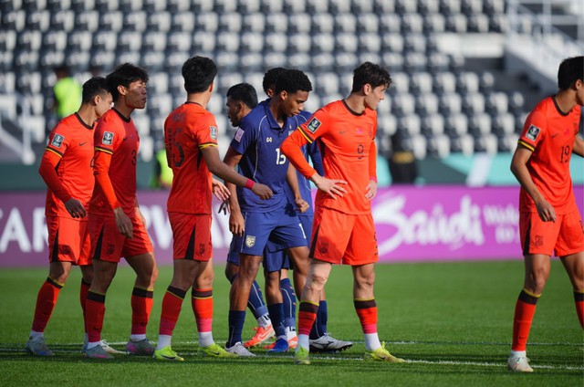 Chinese media compare their team to Japan, 'promising' a semi-final clash  with Vietnam's U23 team.