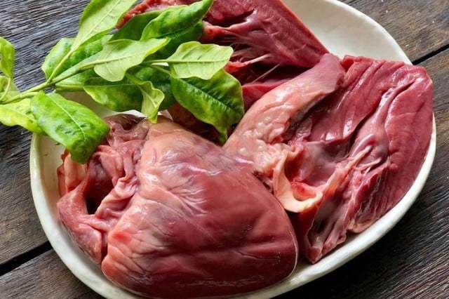 نحوه صحیح خوردن دل خوک برای جلوگیری از خطرات - تصویر ۱.