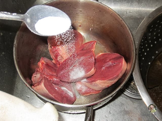 نحوه صحیح خوردن دل خوک برای جلوگیری از خطرات - عکس 2.