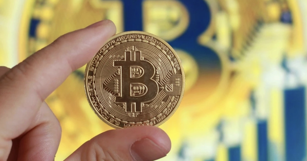 ビットコインは異常なシグナルを示しています。
