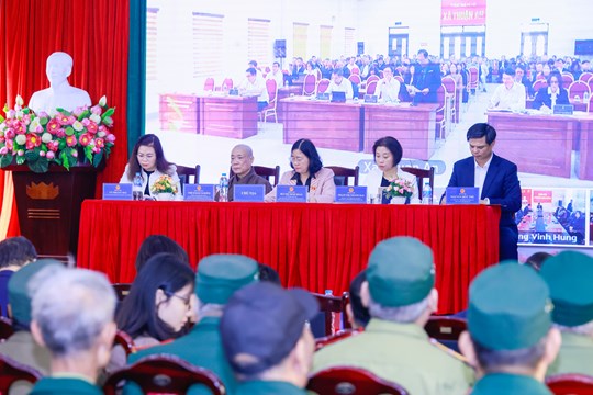 Phát huy quyền làm chủ của Nhân dân trong tham gia xây dựng và hoàn thiện thể chế, tăng cường khối đại đoàn kết toàn dân tộc; phương hướng, giải pháp trong nhiệm kỳ Đại hội XIV của Đảng- Ảnh 1.