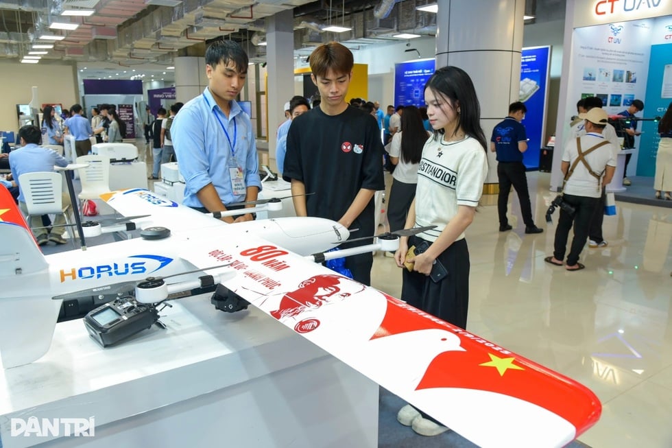 Bilim ve teknolojideki atılımlar Vietnam'ın tarihteki büyük bir fırsatı yakalamasına yardımcı oluyor - 2