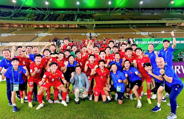 Chủ tịch VFF kỳ vọng U.23 Việt Nam thắng bán kết, tiền thưởng 3,1 tỉ đồng gồm những khoản nào?- Ảnh 1.