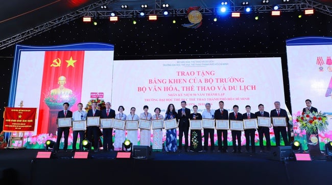 Trường Đại học Thể dục Thể thao TP.HCM: Nửa thế kỷ bền bỉ kiến tạo giá trị cho Thể thao Việt Nam - Ảnh 9.