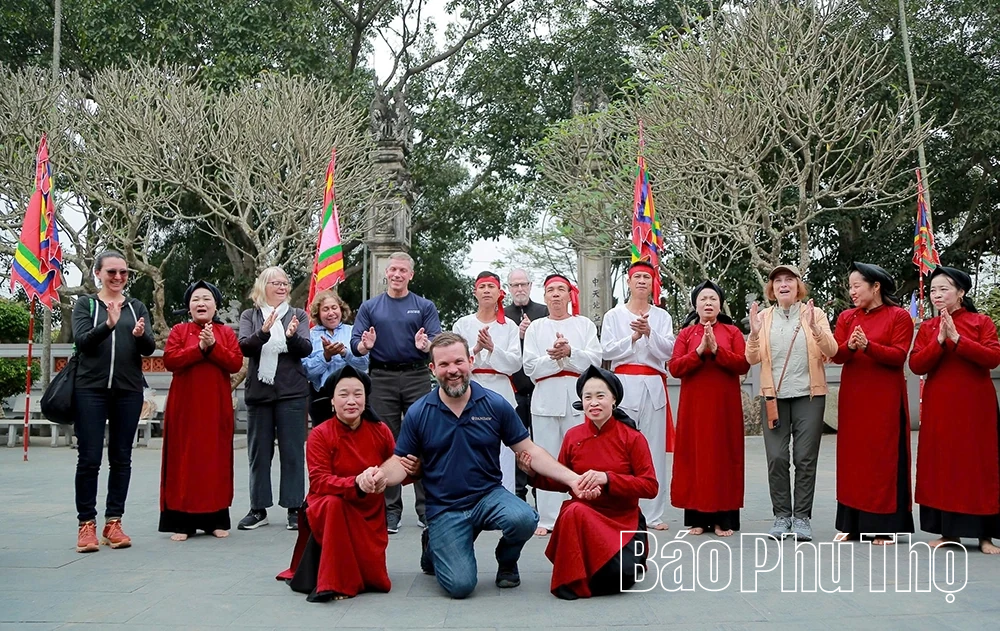 Phu Tho Xoan Singing: From Heritage to Unique Tourism Product
