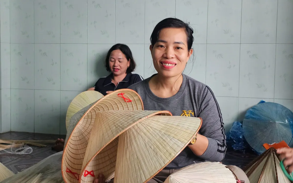 Nghề làm nón lá Gò Găng được hình thành từ khoảng thế kỷ XVII, gắn liền với quá trình khai phá, lập làng của cư dân Việt trên vùng đất An Nhơn xưa. 