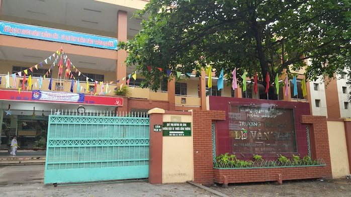 Sở GD-ĐT TPHCM: Trường yêu cầu giáo viên vận động học sinh đi ngoại khóa là sai quy định - Ảnh 1.