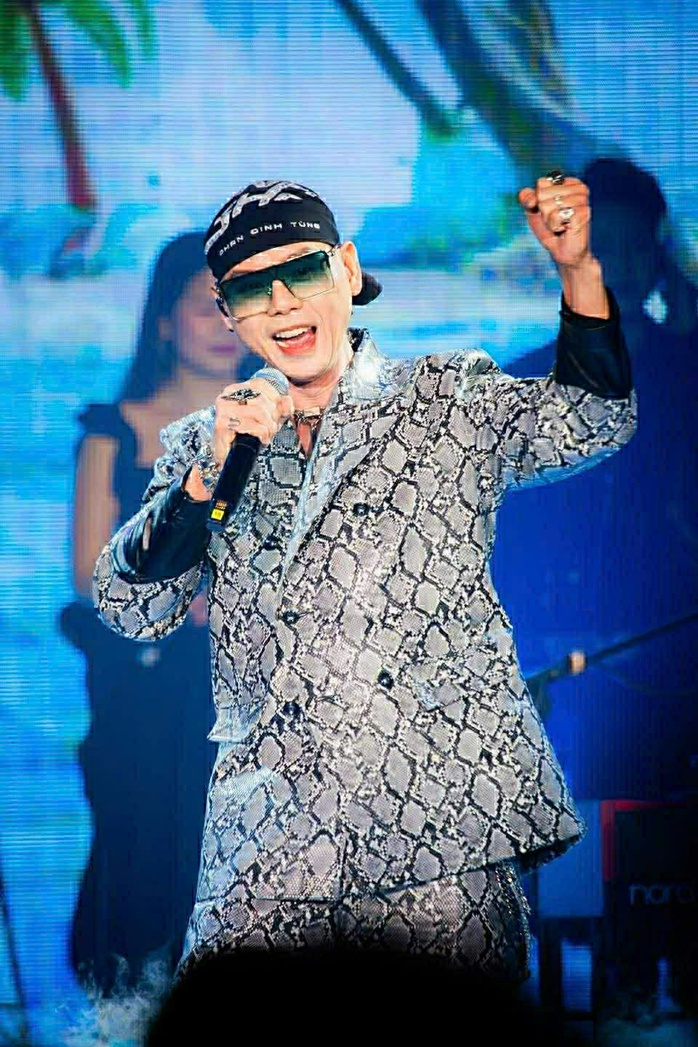 Phan Đinh Tùng hỏi 