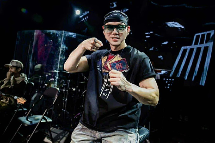 Phan Đinh Tùng hỏi 