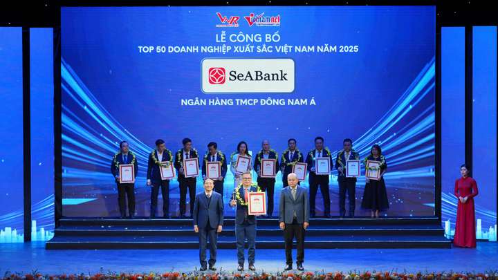 Deux prix prestigieux récompensent la stratégie de développement durable de SeABank - 1