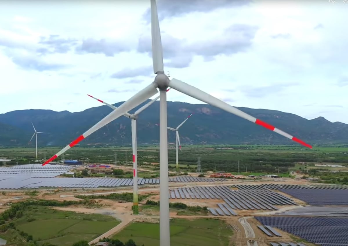 Grazie ai finanziamenti per le energie rinnovabili, sono in fase di sviluppo numerosi progetti di energia pulita. Foto: Thanh Son. Nhiều dự án năng lượng sạch đang được phát triển nhờ nguồn vốn xanh. Ảnh: Thanh Sơn.