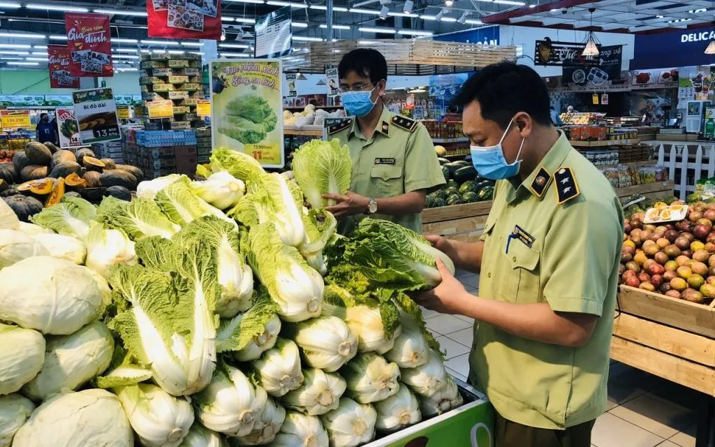 เพิ่มมาตรการความปลอดภัยด้านอาหารให้เข้มงวดขึ้นในช่วงเทศกาลตรุษจีนปี 2026 Siết chặt an toàn thực phẩm dịp Tết và Lễ hội Xuân 2026